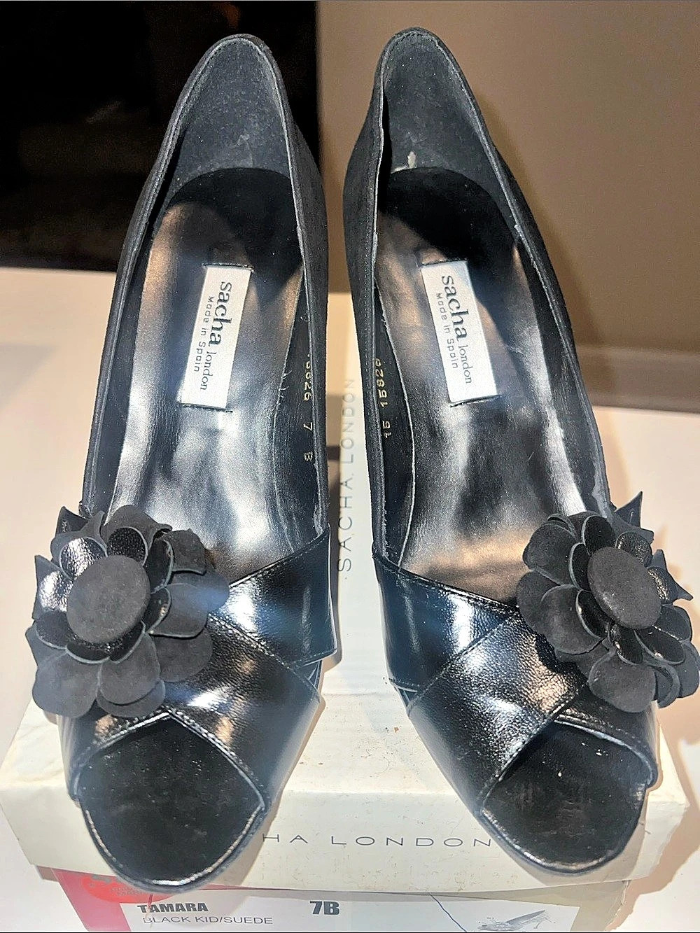 Sacha London Tamara Black Floral Peep Toe Heels US 7B